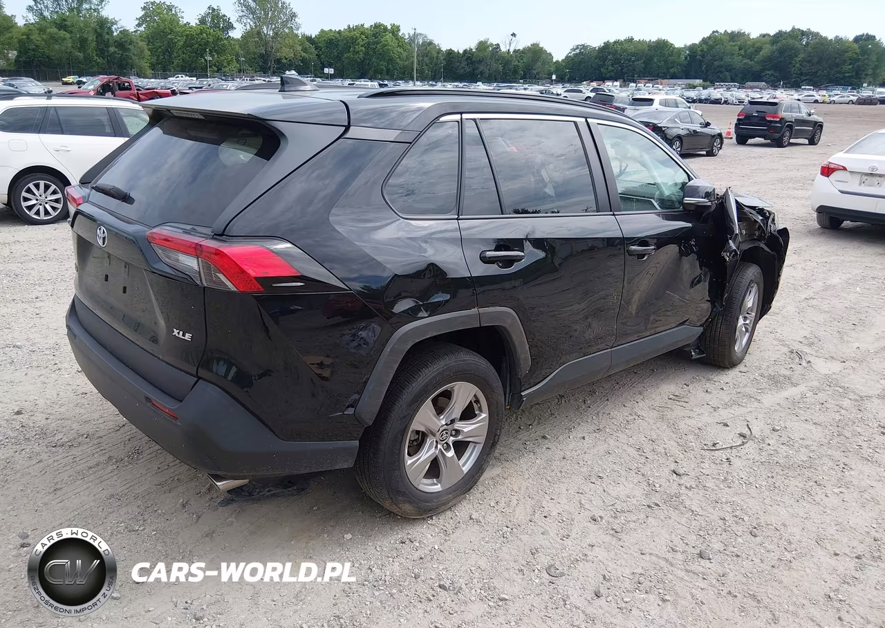 2023 Toyota Rav4 Xle-Xle Premium VIN:2T3W1RFV2PW279598 - 4