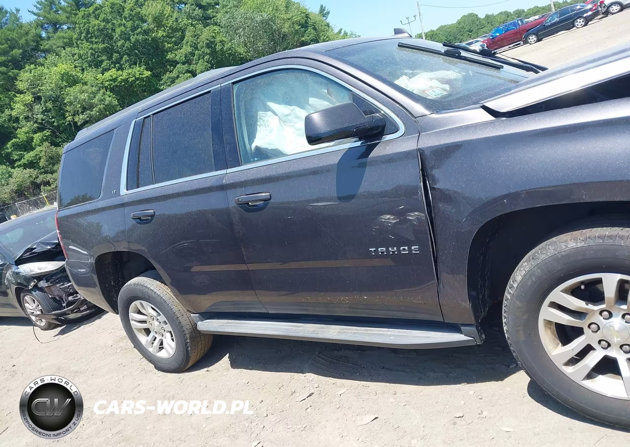 2017 Chevrolet Tahoe Lt VIN:1GNSKBKC1HR323266 - 13