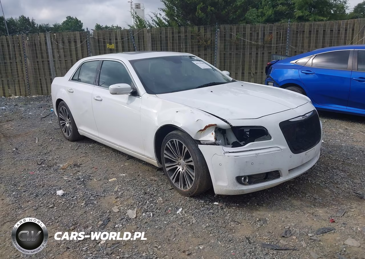 2013 Chrysler 300 300S – zdjęcie 1 z 10