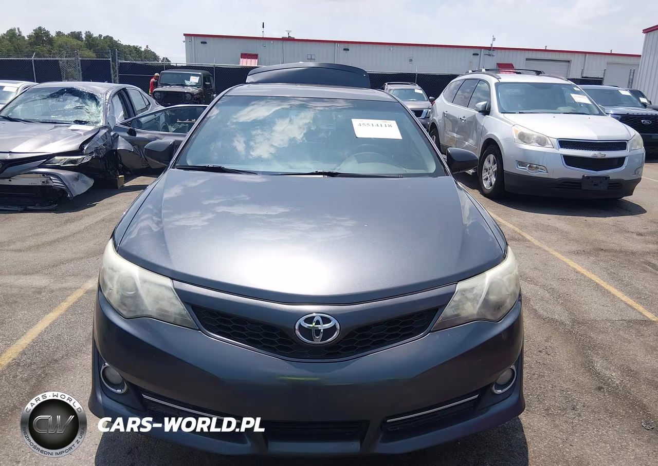 2014 Toyota Camry Se Sport VIN:4T1BF1FK3EU473148 - 12