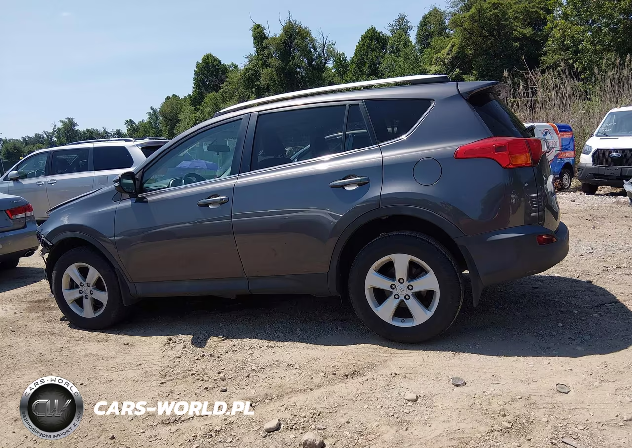 2013 Toyota Rav4 Xle VIN:2T3RFREV0DW036559 - 15