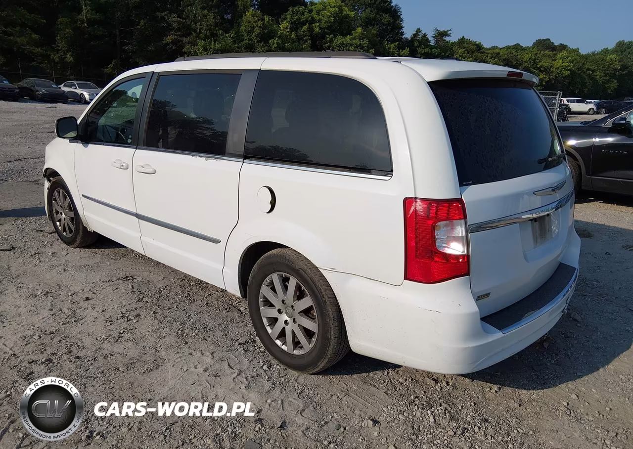 2015 Chrysler Town & Country Touring VIN:2C4RC1BG4FR715344 - 3