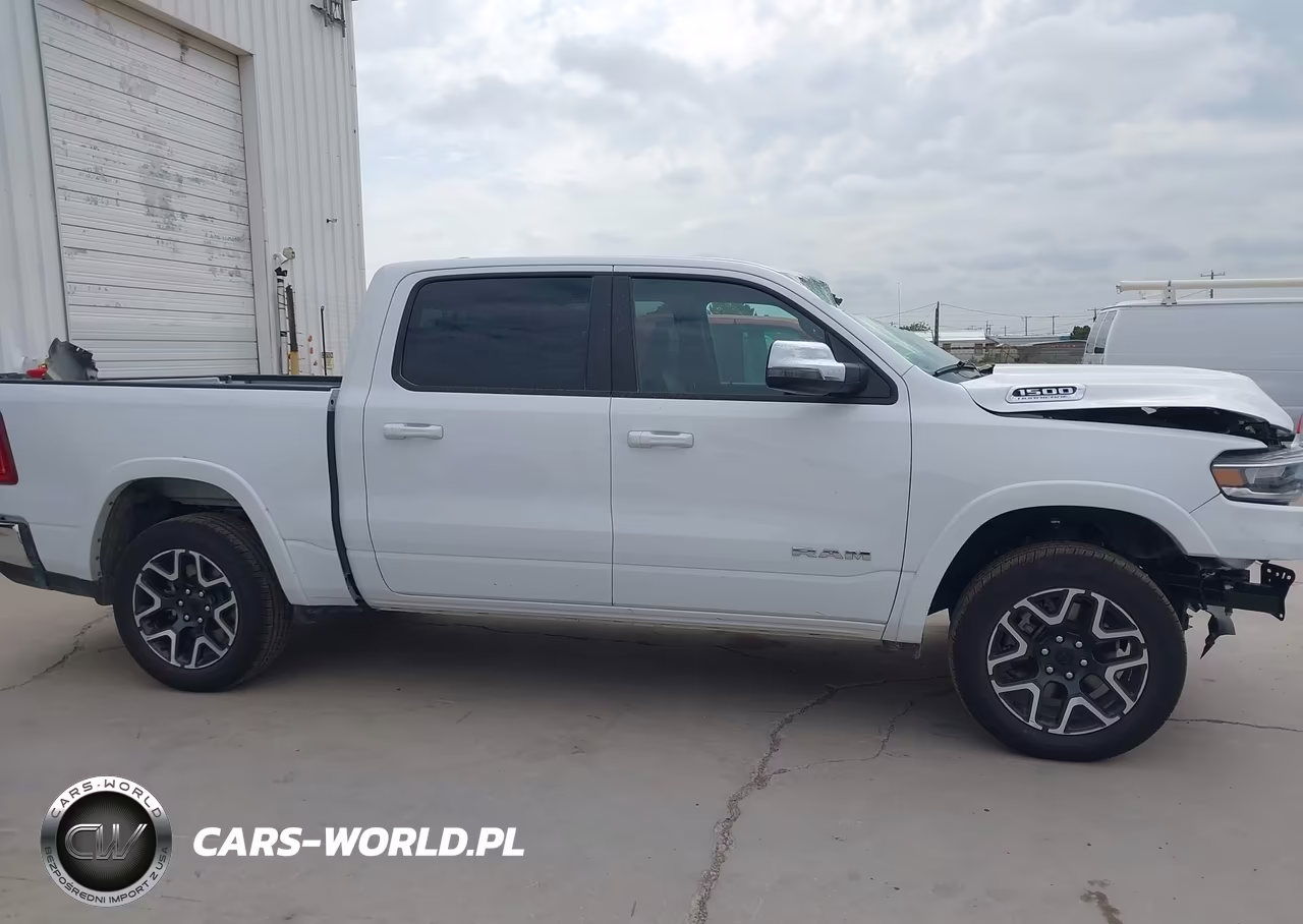 2026 Ram 1500 Laramie 4X4 5'7 Box VIN:1C6SRFJP4TN325827 - 13