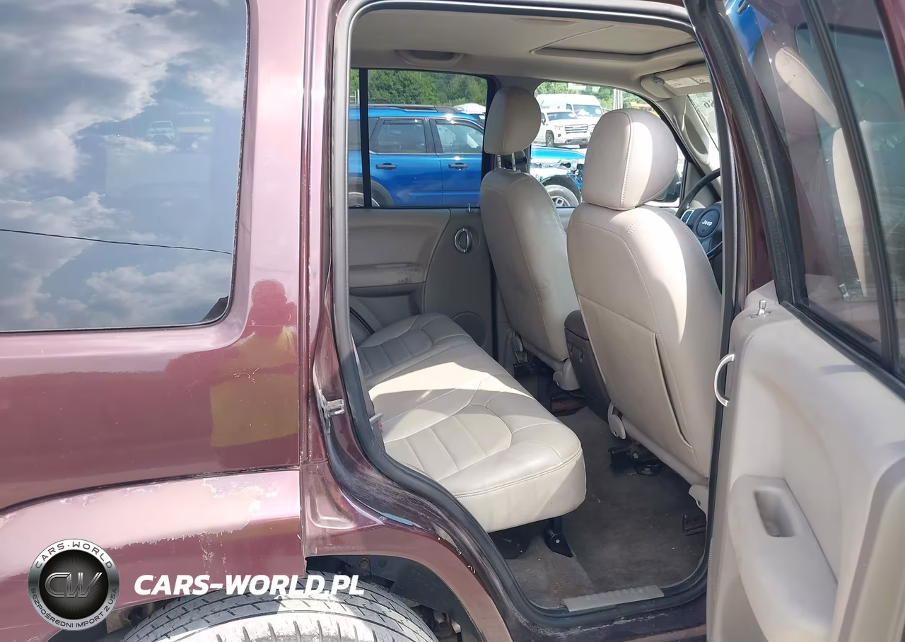 2004 Jeep Liberty Limited Edition VIN:1J4GL58KX4W212300 - 8