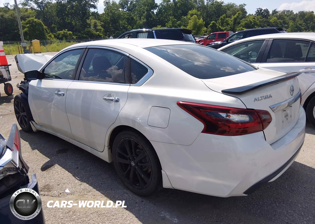 2017 Nissan Altima 2.5 Sr VIN:1N4AL3AP7HC246908 - 3