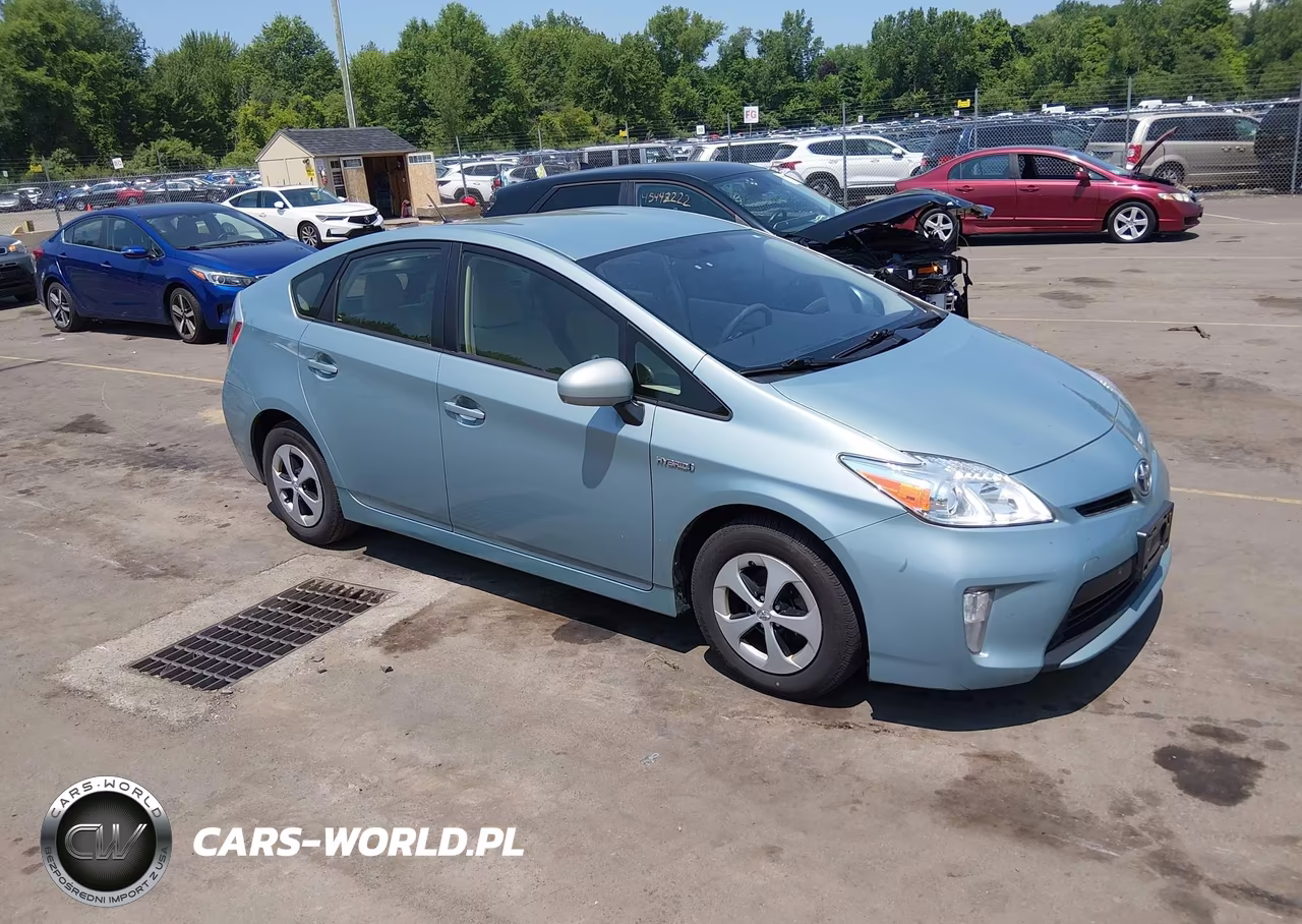 2014 Toyota Prius Two – zdjęcie 1 z 16