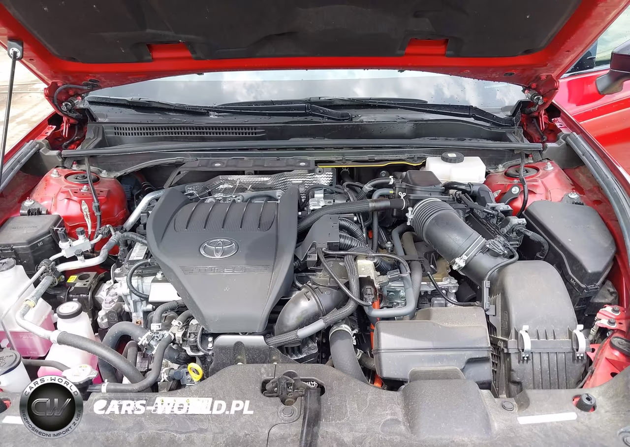 2024 Toyota Crown Platinum VIN:JTDAFAAF1R3008924 - 10