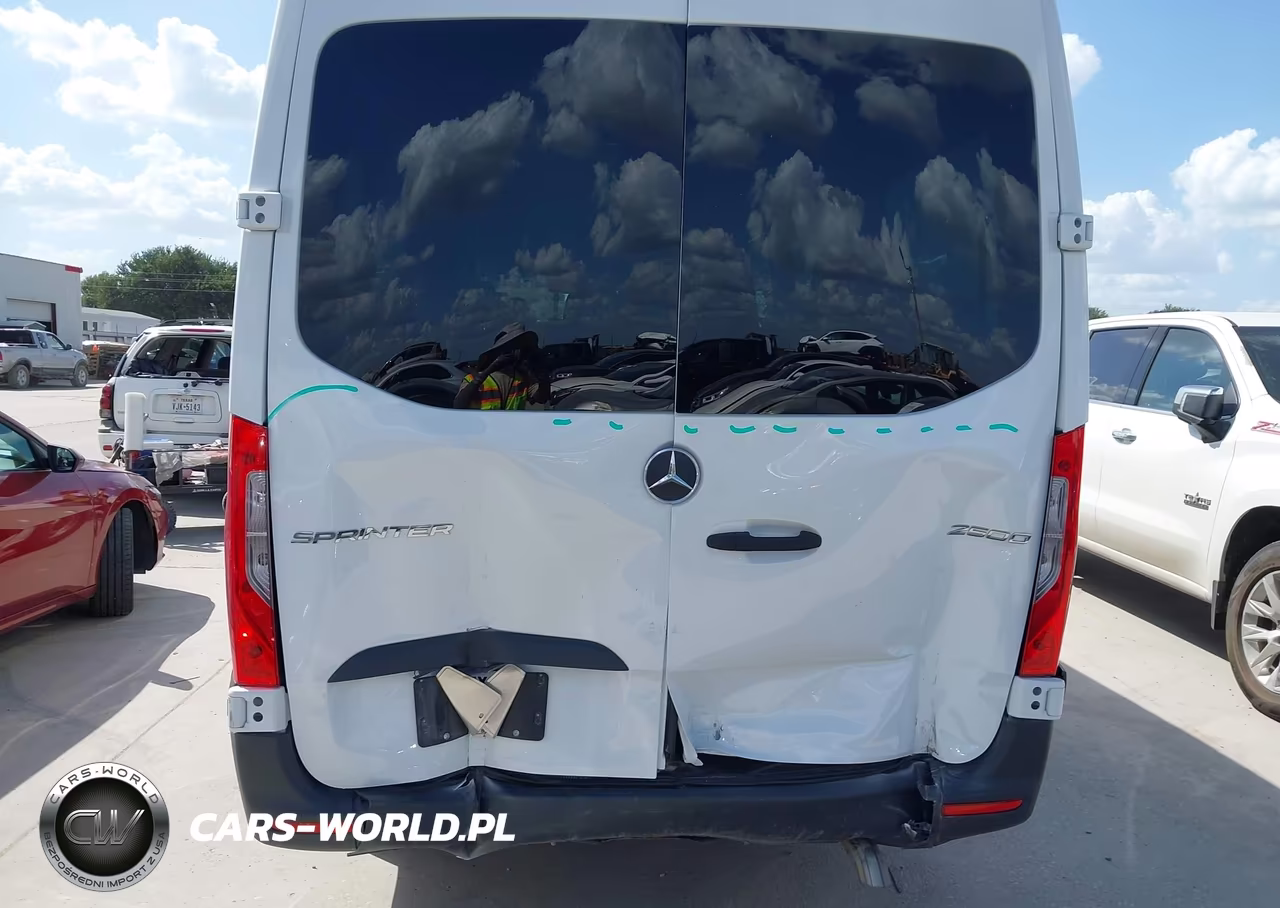 2026 Mercedes-Benz Sprinter 2500 High Roof 4-Cyl Diesel VIN:W1Z4KGHY9TT605210 - 17