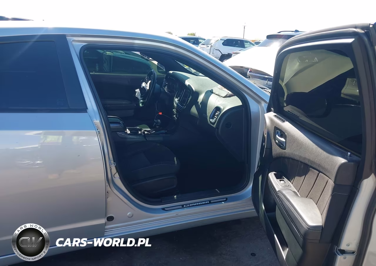 2023 Dodge Charger Sxt VIN:2C3CDXBG5PH576617 - 5