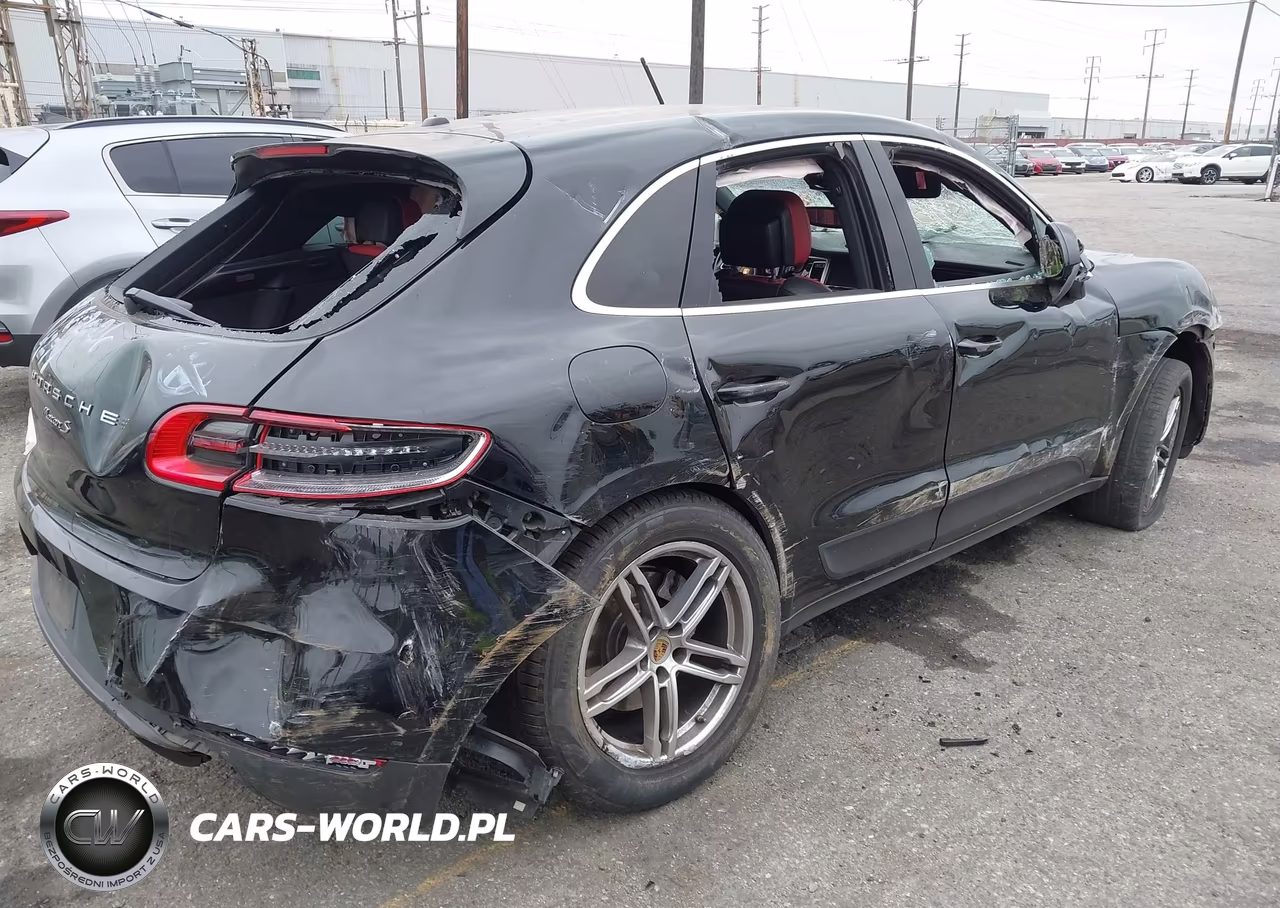 2015 Porsche Macan S VIN:WP1AB2A55FLB44279 - 4