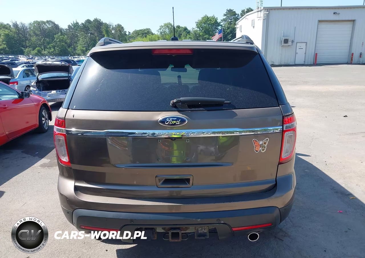 2015 Ford Explorer Xlt VIN:1FM5K7D84FGA84165 - 16