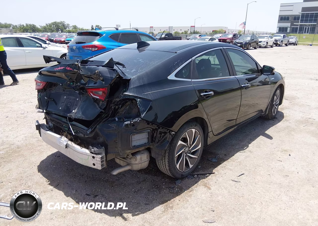 2020 Honda Insight Touring VIN:19XZE4F9XLE005062 - 4