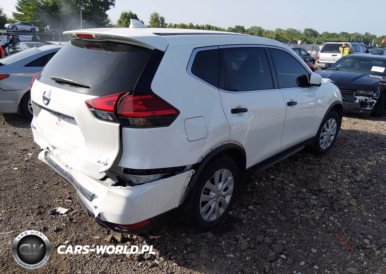 2017 Nissan Rogue S VIN:JN8AT2MV7HW026752 - 4