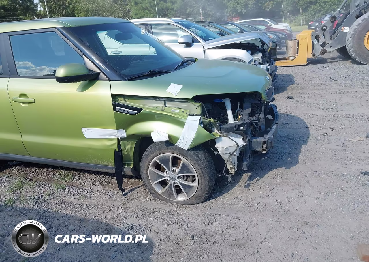 2015 Kia Soul VIN:KNDJN2A25F7785164 - 14
