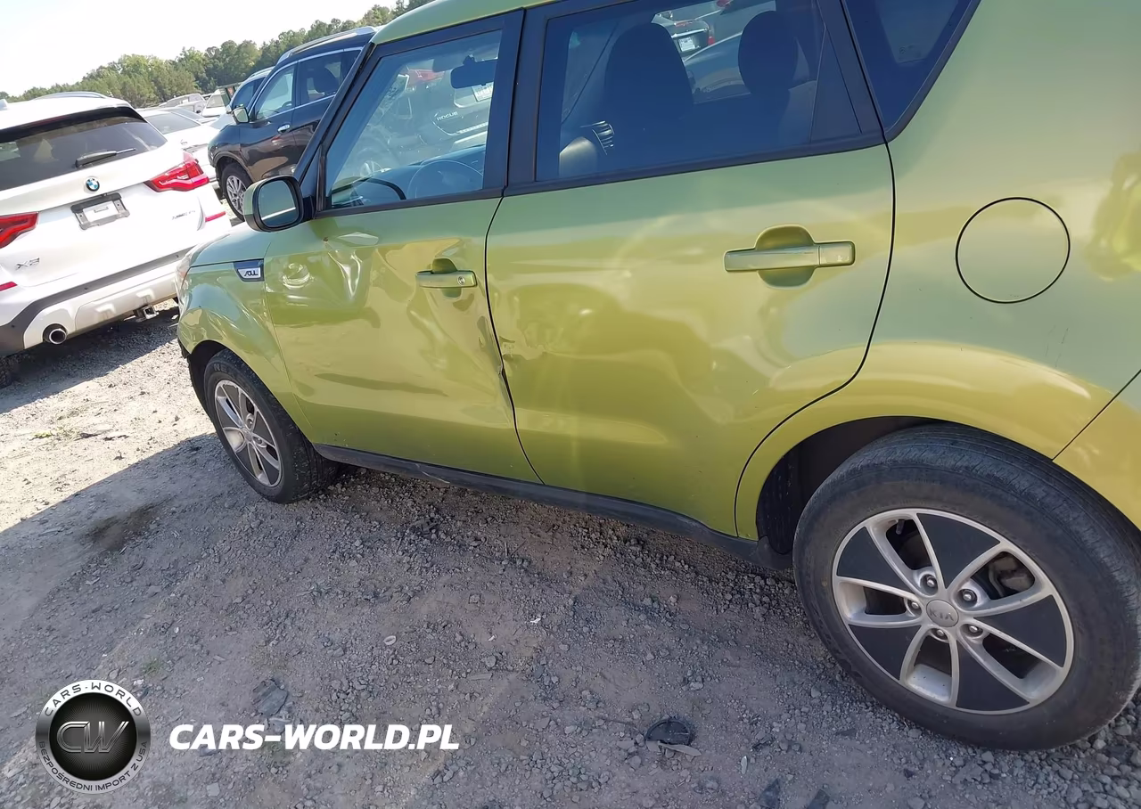 2015 Kia Soul VIN:KNDJN2A25F7785164 - 15