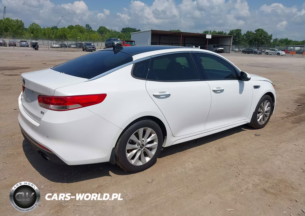 2018 Kia Optima Ex VIN:5XXGU4L31JG205679 - 4