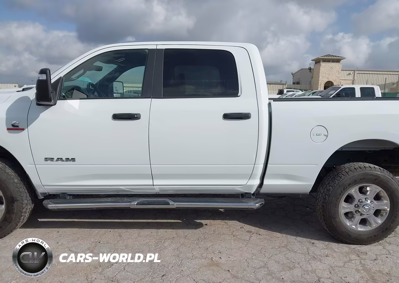2024 Ram 2500 Big Horn 4X4 6'4 Box VIN:3C6UR5DL6RG153944 - 14
