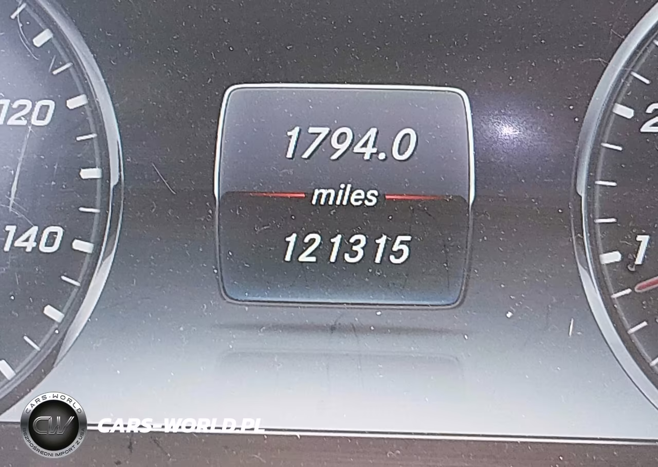2016 Mercedes-Benz S 550 4Matic VIN:WDDUG8FBXGA214265 - 16