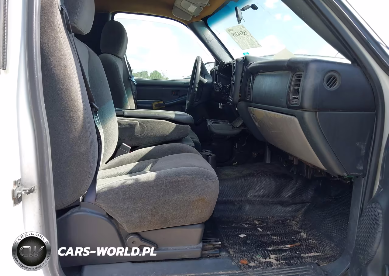 2000 Chevrolet Silverado 1500 VIN:1GCEC14W9YE333426 - 5