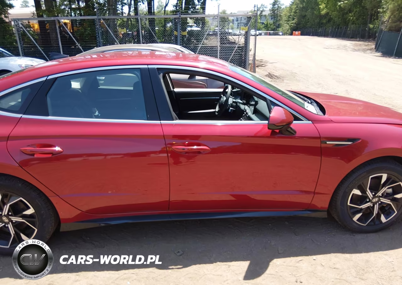 2025 Hyundai Sonata Sel VIN:KMHL64JA1SA442580 - 13