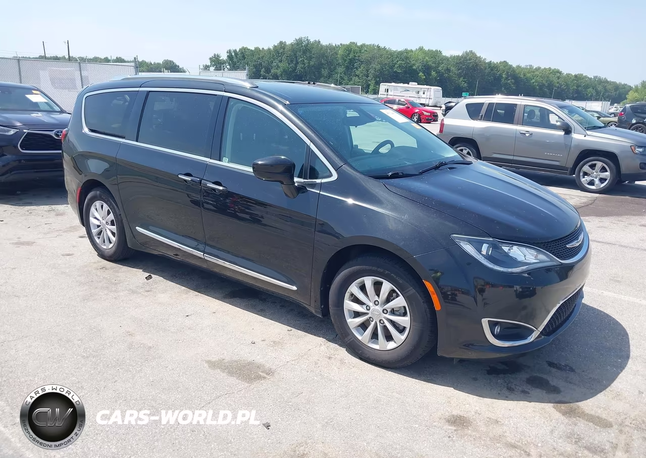 2018 Chrysler Pacifica Touring L