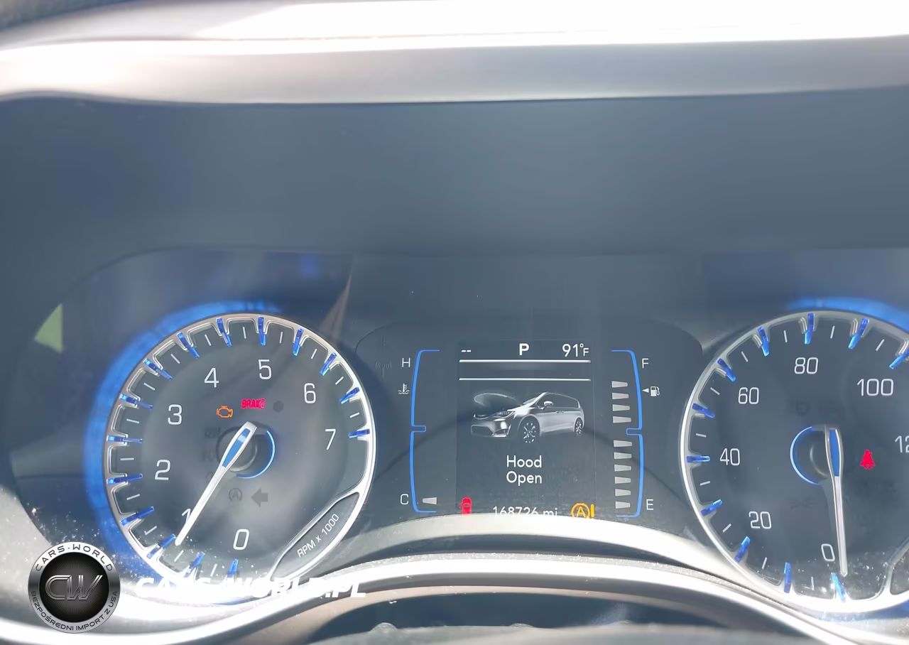 2018 Chrysler Pacifica Touring L VIN:2C4RC1BG3JR112121 - 7