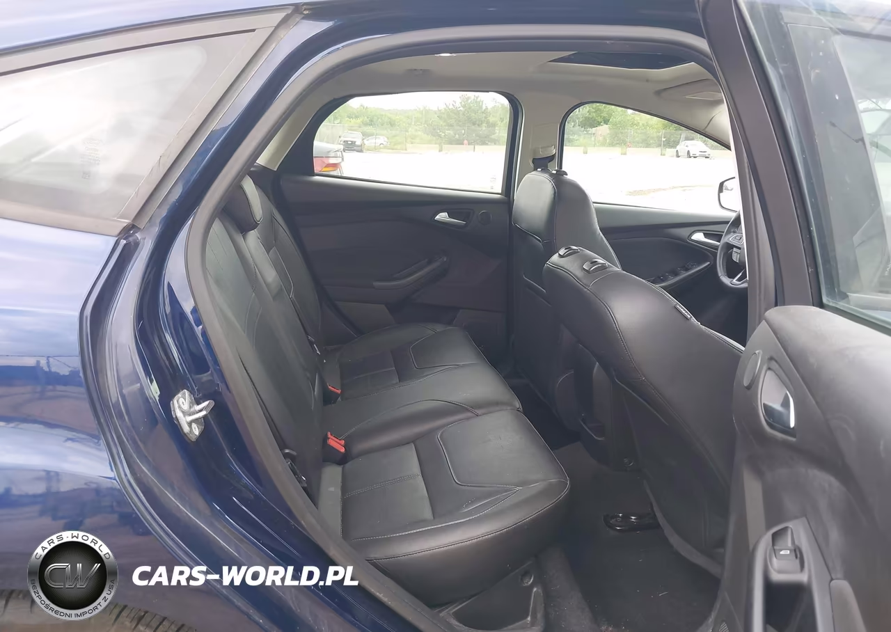 2016 Ford Focus Se VIN:1FADP3K28GL343313 - 8