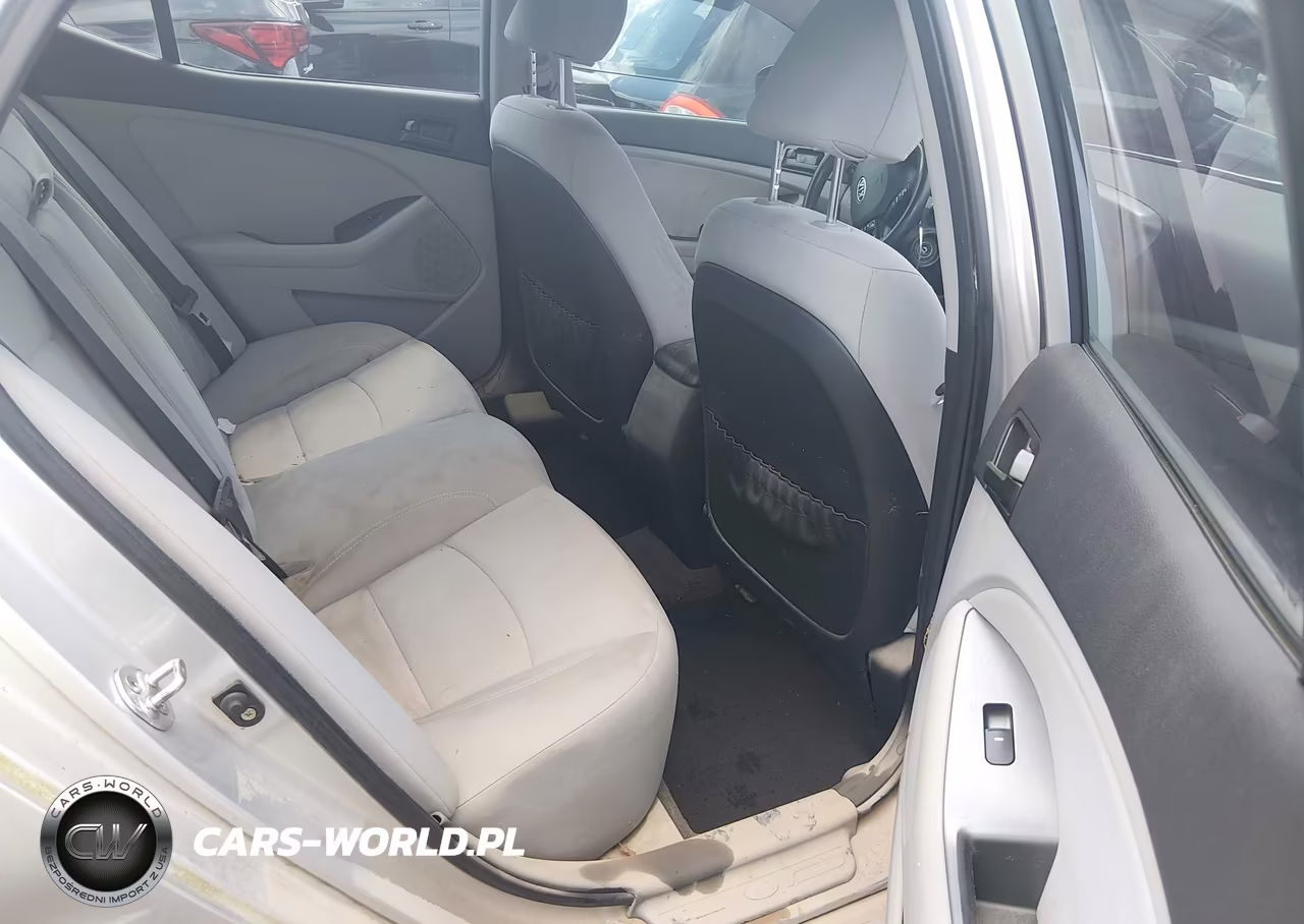 2012 Kia Optima Lx VIN:KNAGM4A77C5291753 - 8