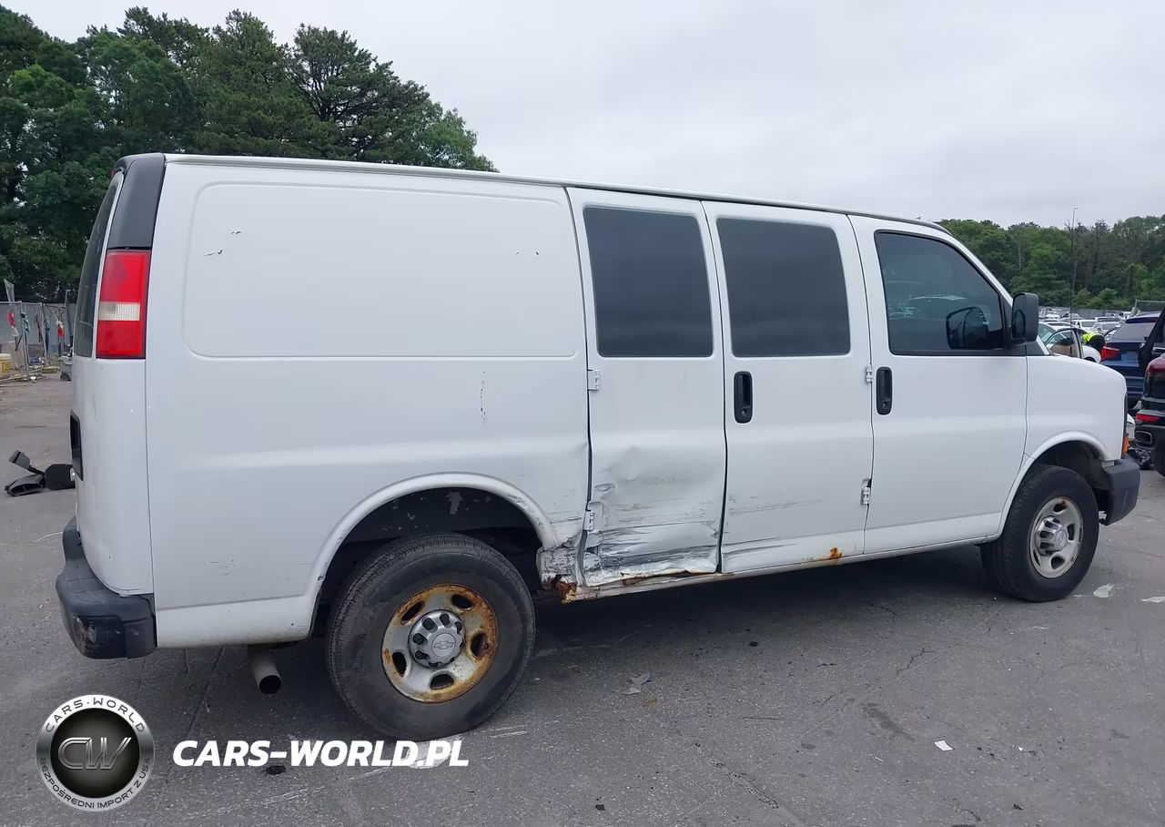 2016 Chevrolet Express 3500 Work Van VIN:1GCZGGFG6G1150019 - 6