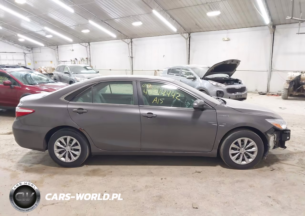 2015 Toyota Camry Hybrid Le VIN:4T1BD1FK2FU171129 - 13