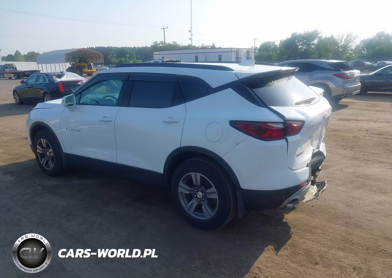 2019 Chevrolet Blazer VIN:3GNKBDRSXKS650634 - 3