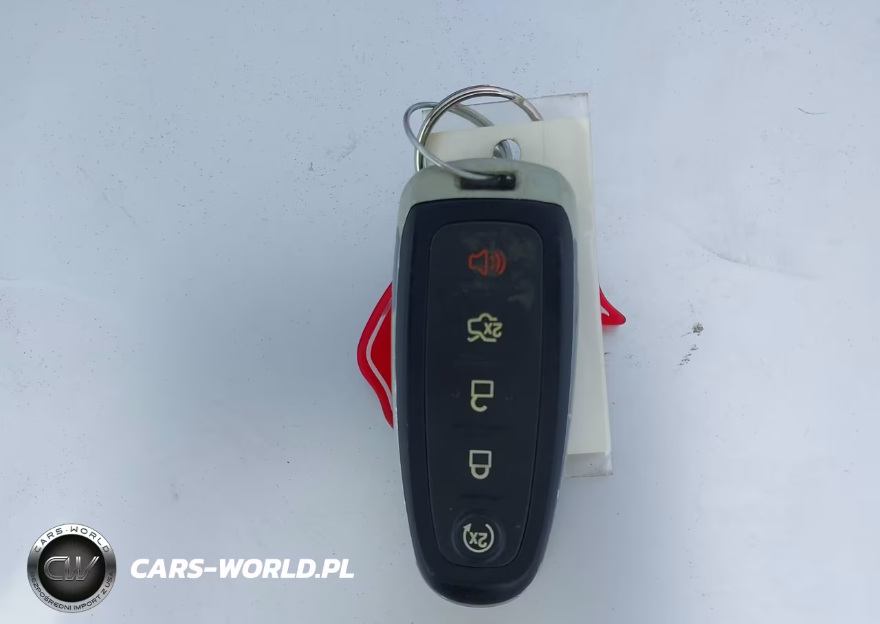 2013 Ford Focus Titanium VIN:1FADP3N21DL115676 - 11