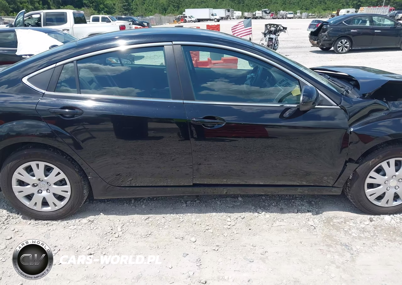2010 Mazda Mazda6 I Sport VIN:1YVHZ8BH3A5M11191 - 13