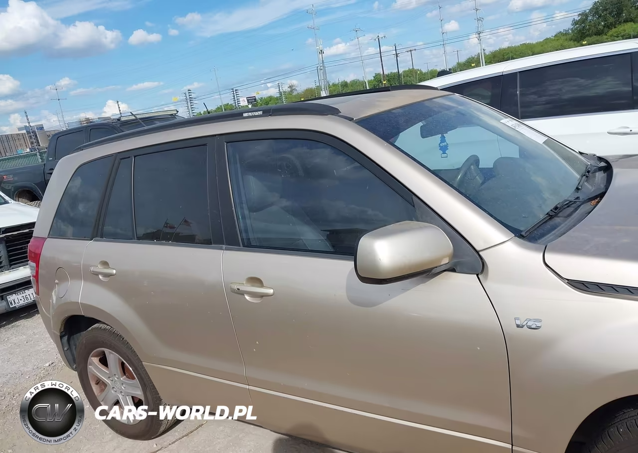 2006 Suzuki Grand Vitara Luxury VIN:JS3TE947264104499 - 13