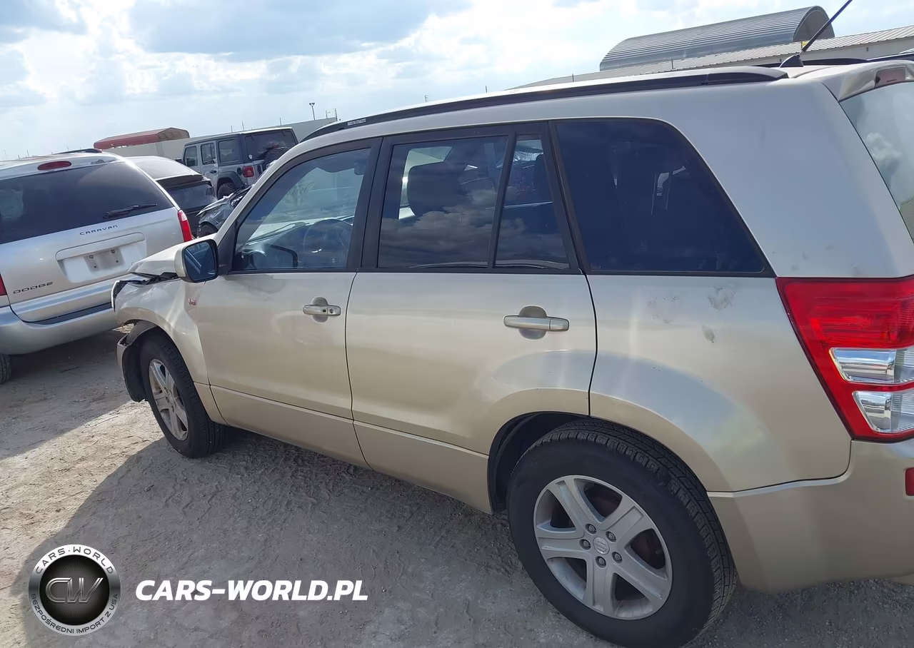 2006 Suzuki Grand Vitara Luxury VIN:JS3TE947264104499 - 14