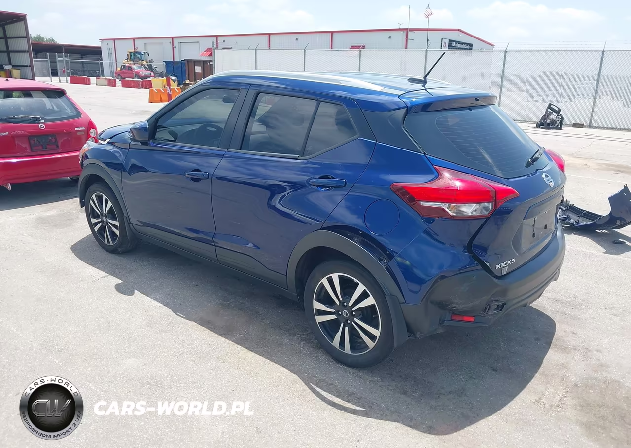 2019 Nissan Kicks Sv VIN:3N1CP5CU4KL537001 - 3