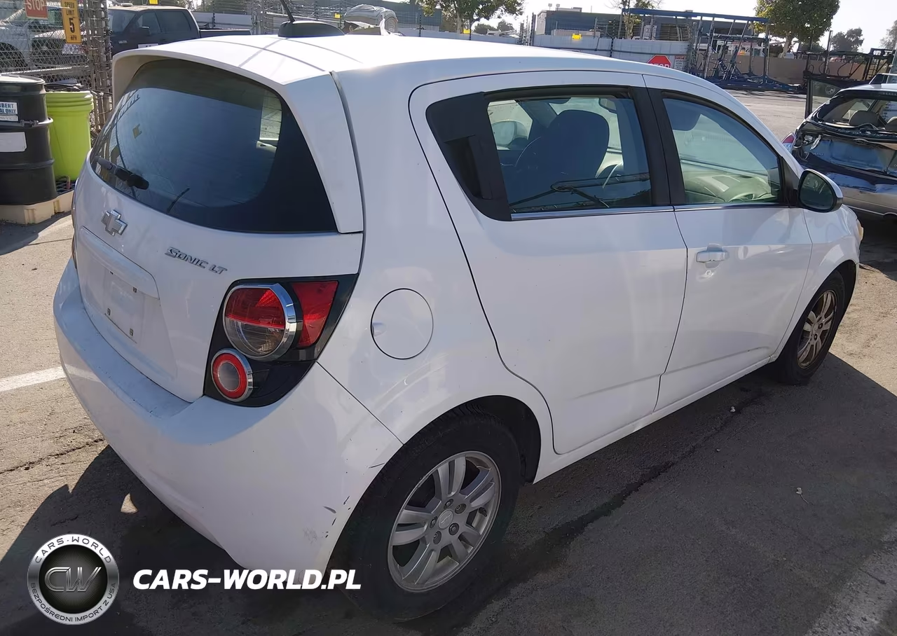 2016 Chevrolet Sonic Lt Auto VIN:1G1JC6SH8G4140973 - 4