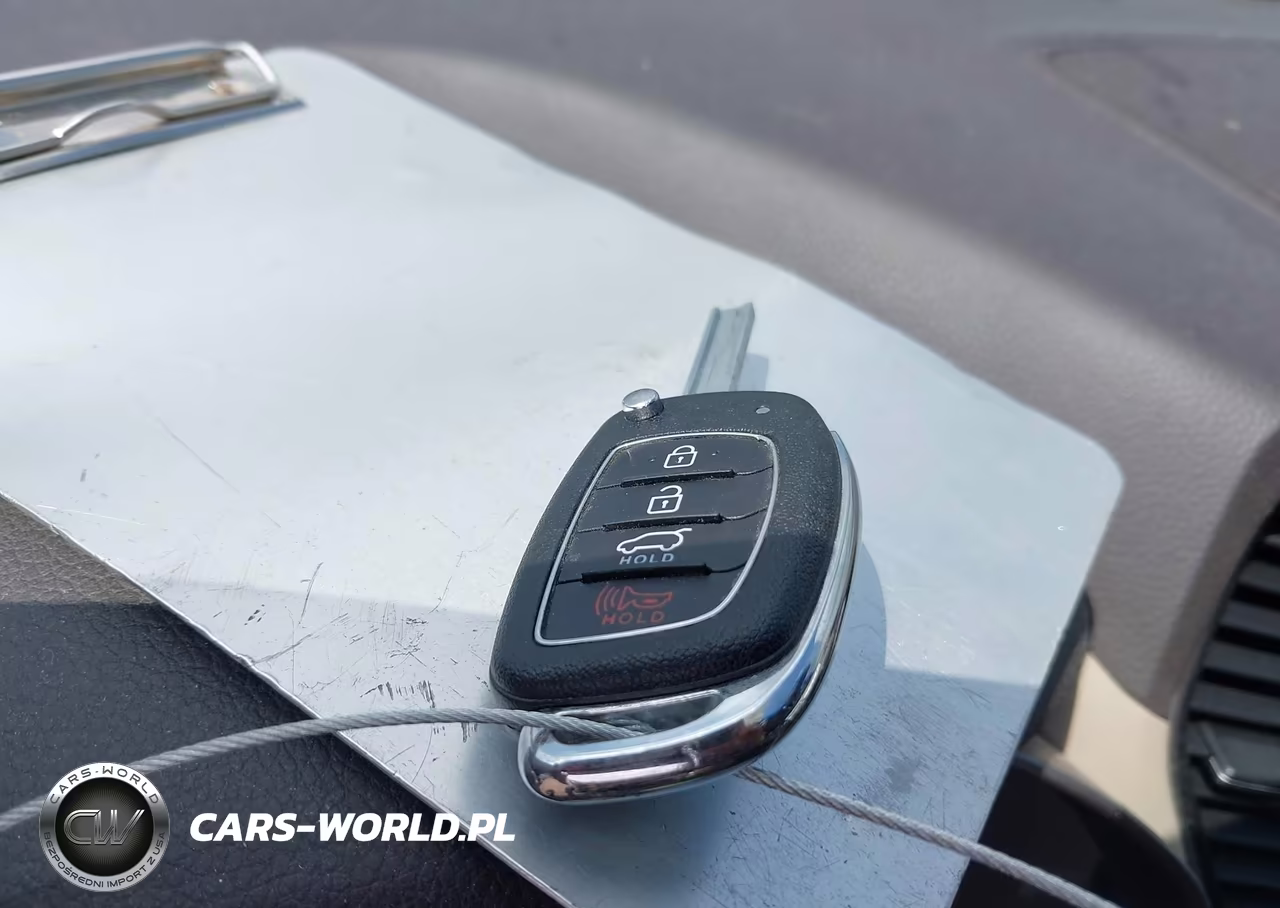 2017 Hyundai Santa Fe Se VIN:KM8SMDHF8HU199151 - 11