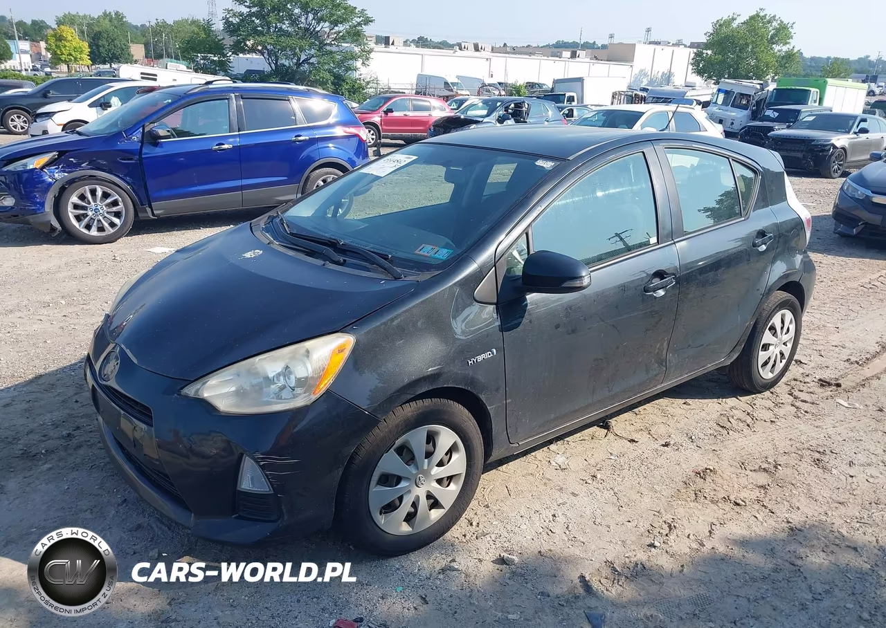 2012 Toyota Prius C Two VIN:JTDKDTB31C1514069 - 2