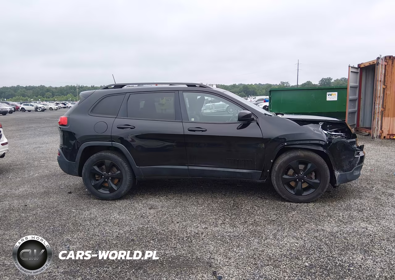 2018 Jeep Cherokee Latitude 4X4 VIN:1C4PJMCB4JD586065 - 13