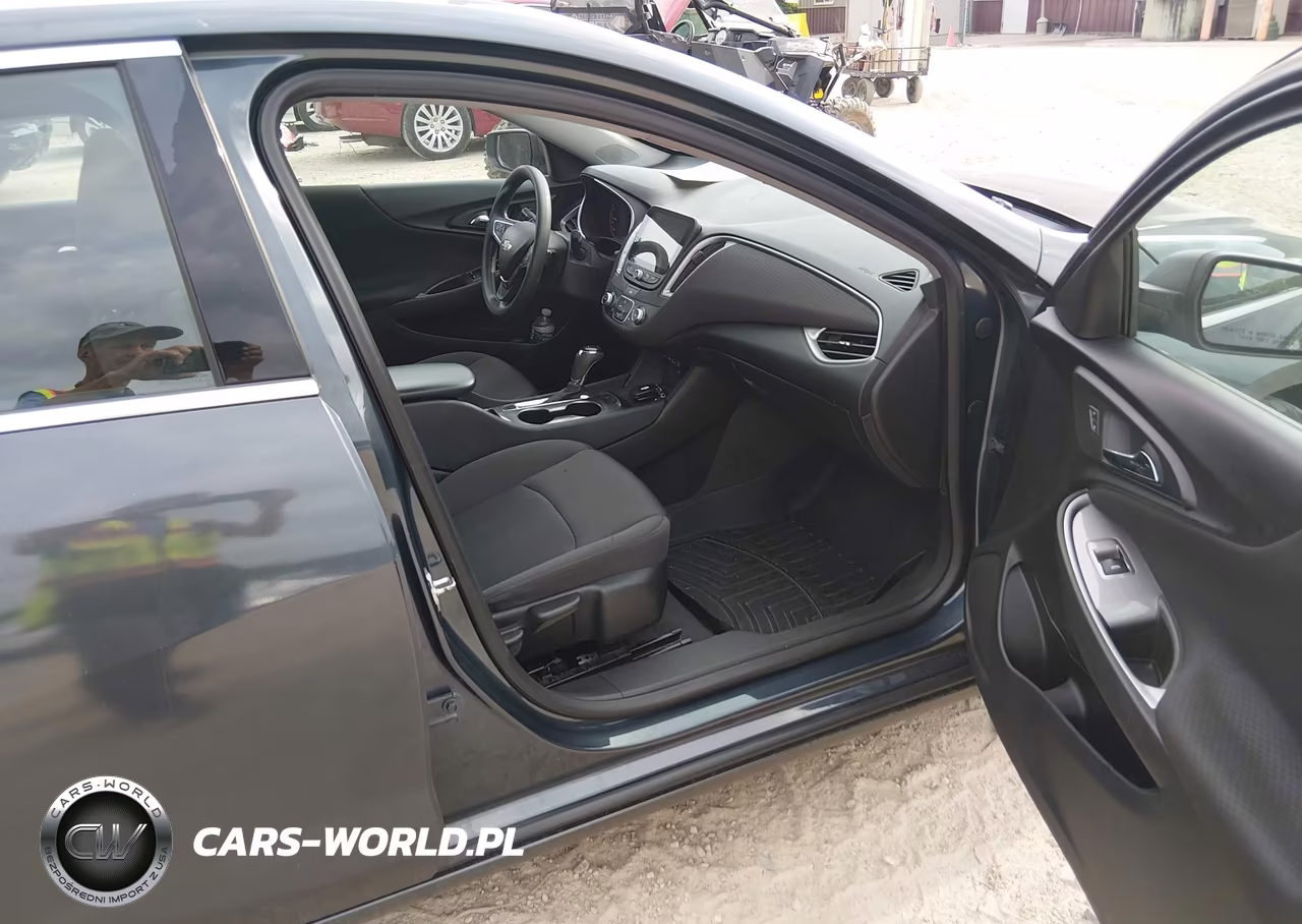 2019 Chevrolet Malibu 1Ls VIN:1G1ZB5STXKF176486 - 5