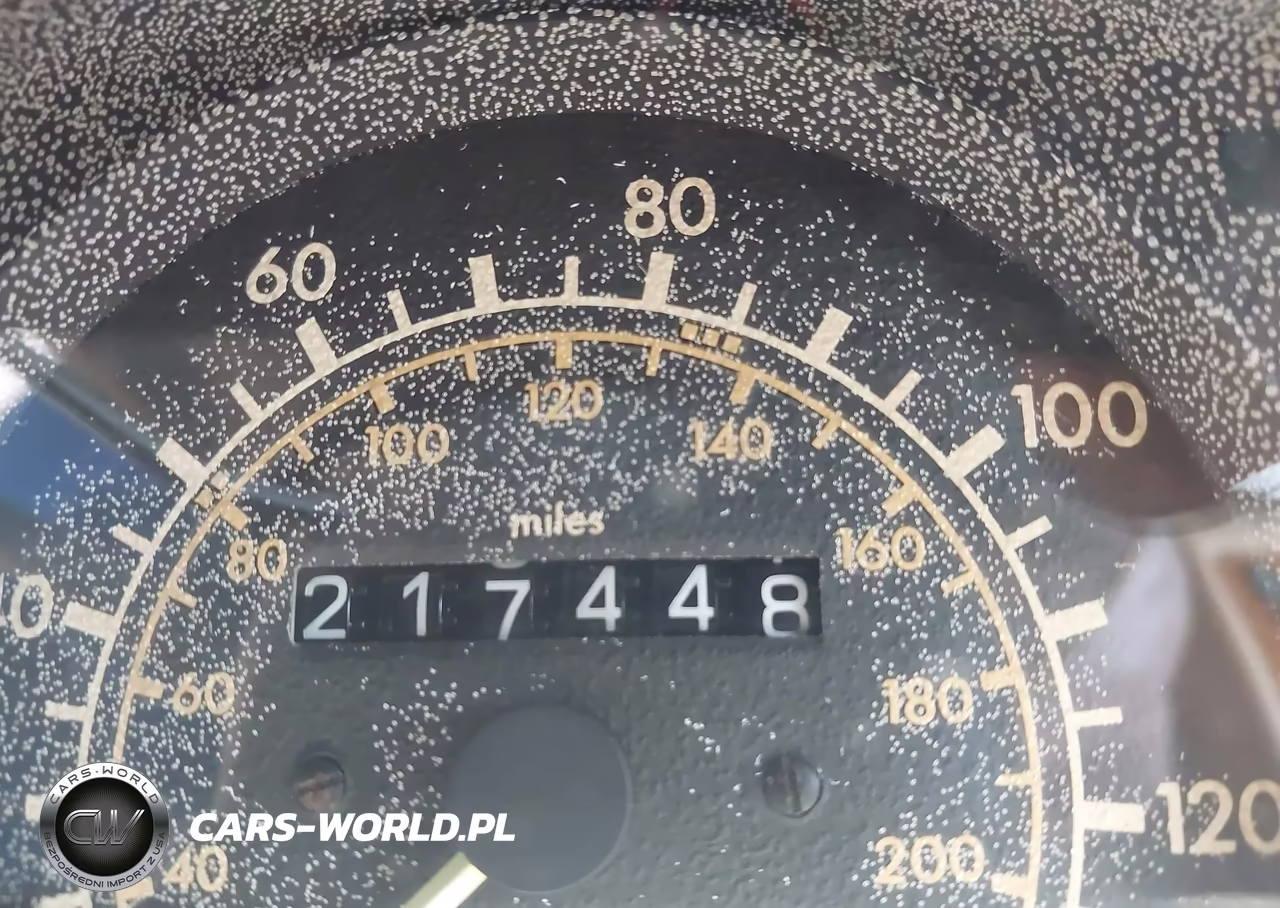 1987 Mercedes-Benz 300 Sdl VIN:WDBCB25D6HA304260 - 7