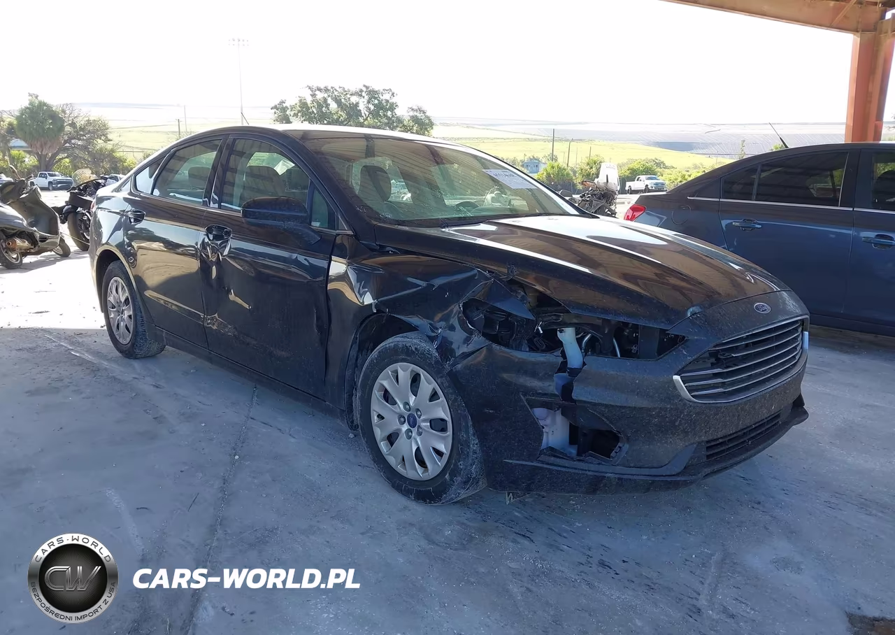 2019 Ford Fusion S – zdjęcie 1 z 17