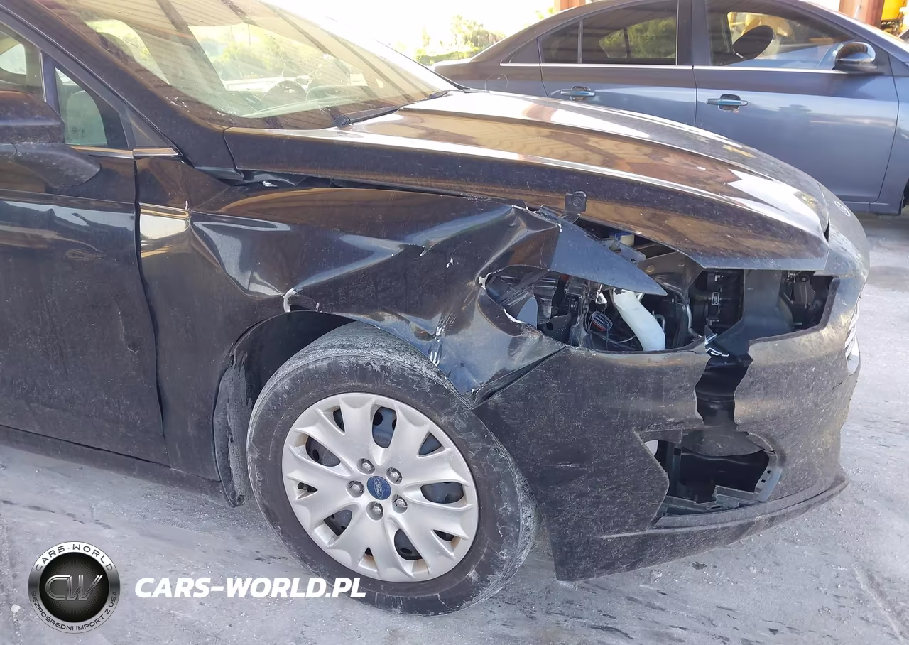 2019 Ford Fusion S VIN:3FA6P0G70KR280956 - 6