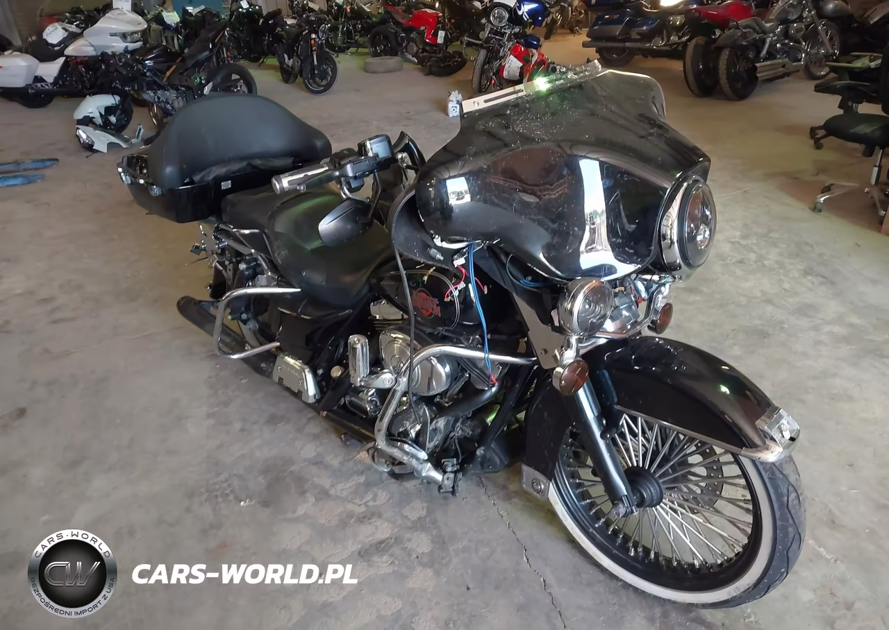 2004 Harley-Davidson Flht – zdjęcie 1 z 13
