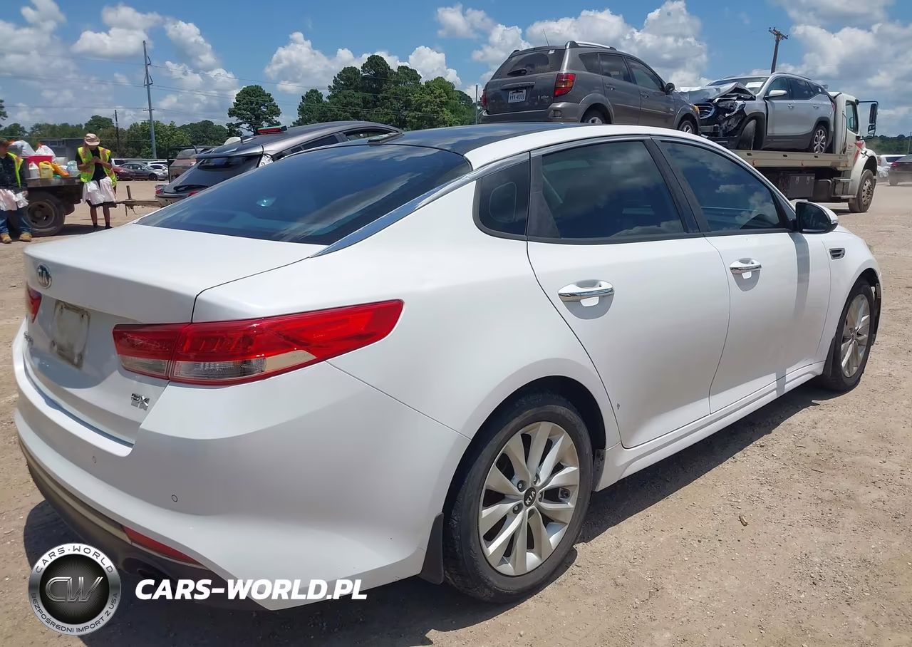2016 Kia Optima Ex VIN:5XXGU4L37GG012719 - 4