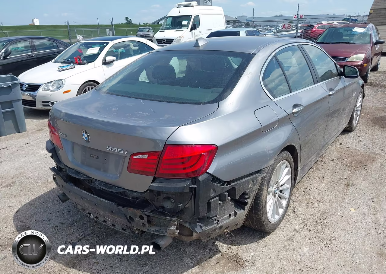 2013 BMW 535I xDrive VIN:WBAFU7C55DDU67523 - 4