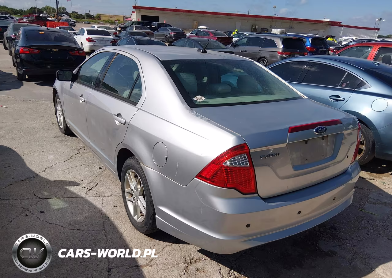 2011 Ford Fusion S VIN:3FAHP0GA1BR291680 - 3