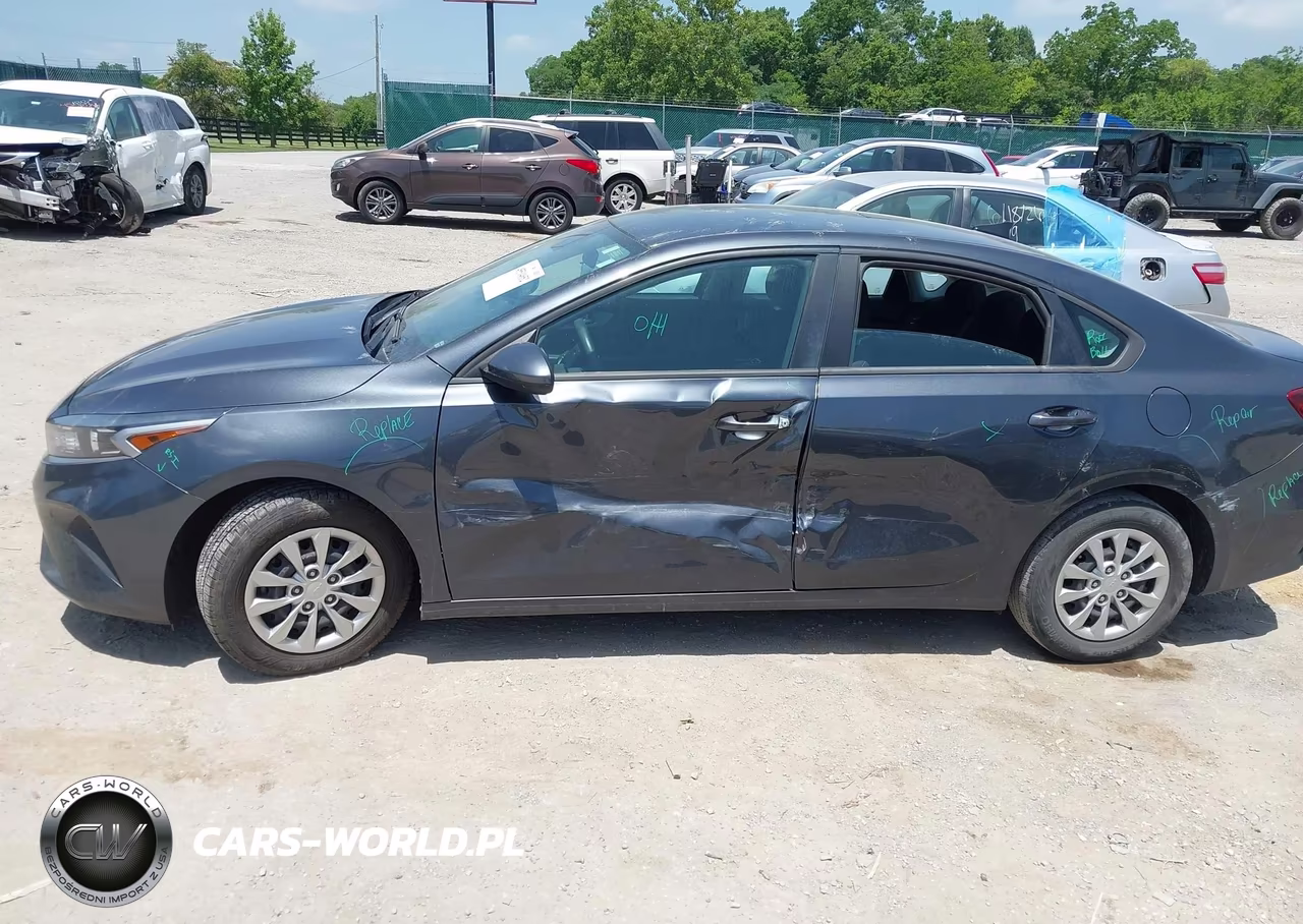 2023 Kia Forte Lx VIN:3KPF24AD4PE536688 - 6