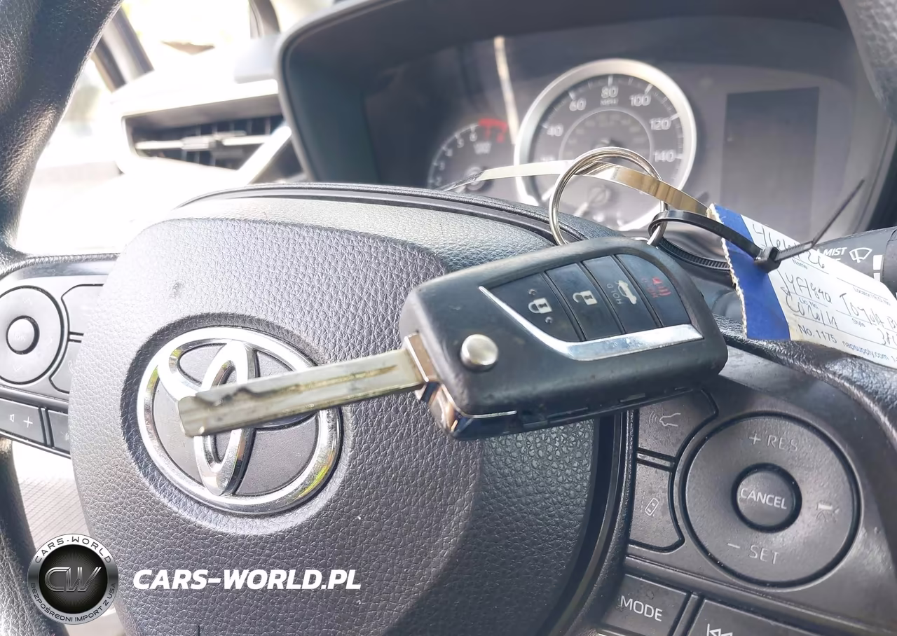 2022 Toyota Corolla Le VIN:5YFEPMAE8NP386165 - 11